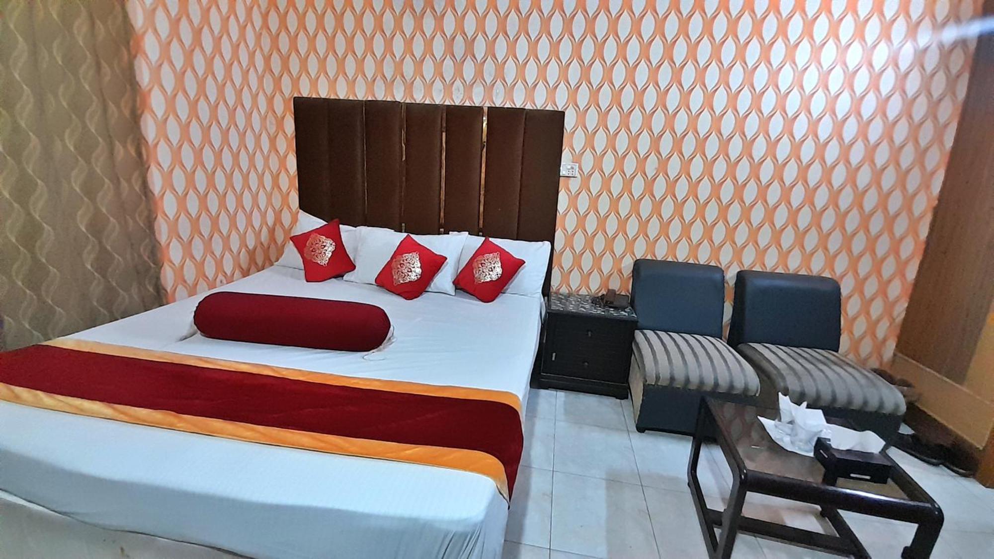Hotel Super Seven Лахор Экстерьер фото