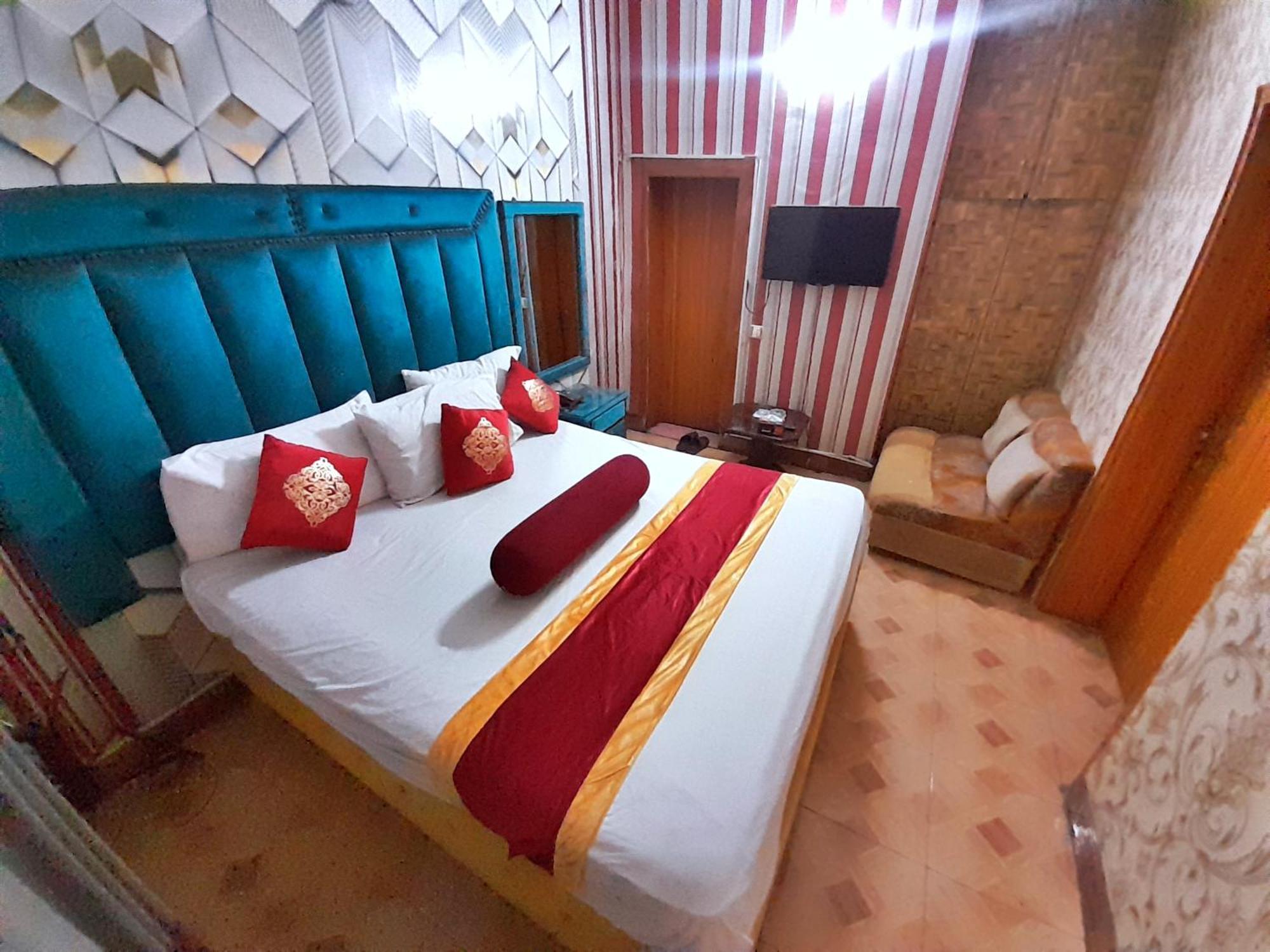 Hotel Super Seven Лахор Экстерьер фото