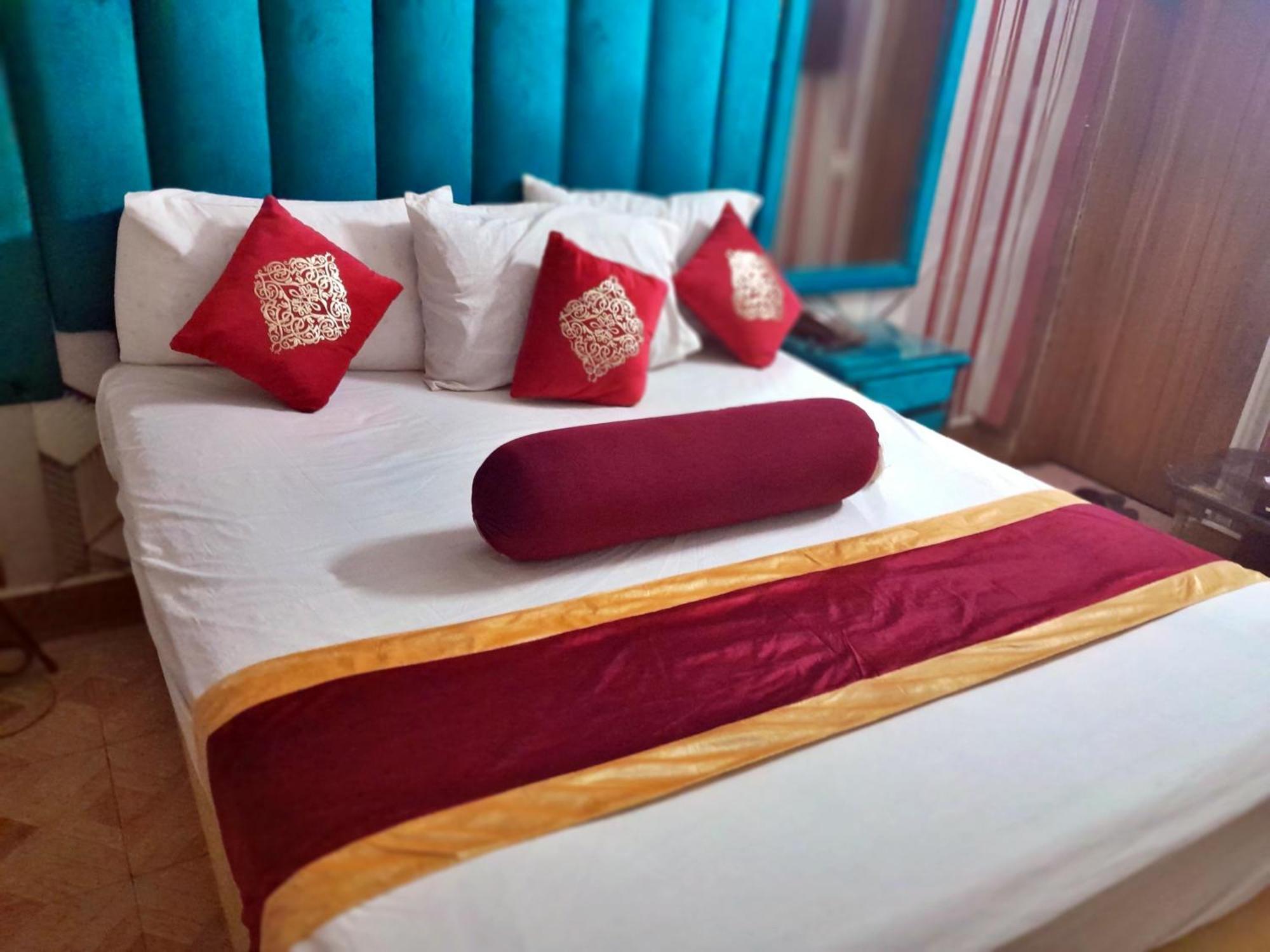 Hotel Super Seven Лахор Экстерьер фото